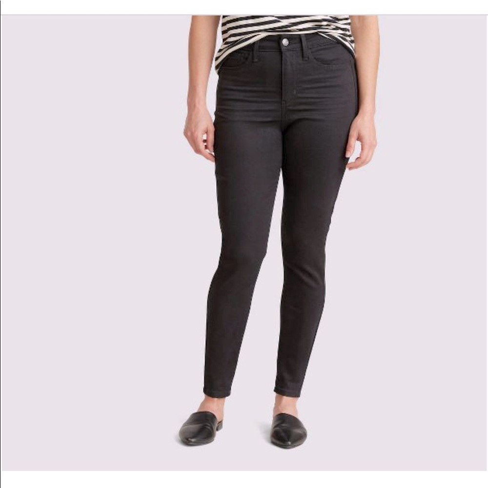Levi’s high rise black skinny jeans